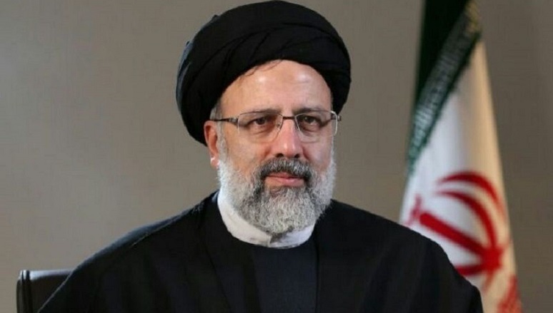 الرئيس الايراني الجديد يصدر اولى قراراته