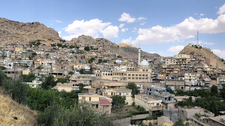 دیمه‌نێكی ئاكرێ