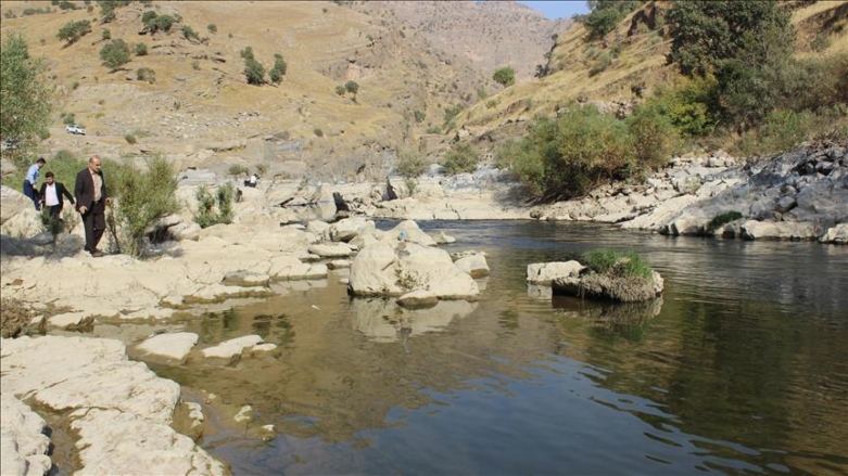 آب رودخانه‌ی سیروان کە از ایران وارد عراق می‌شود در استان دیاله خشک شده است