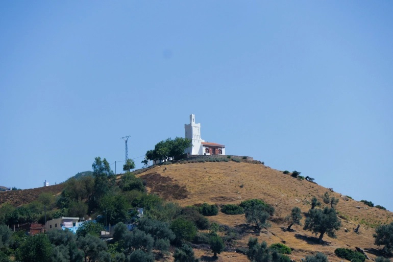 مزگه&zwnj;وتی بوزعافر، له&zwnj; شاری شیفشاون-ی مه&zwnj;غریب، هه&zwnj;رگیز نوێژی تێدا نه&zwnj;كراوه&zwnj;