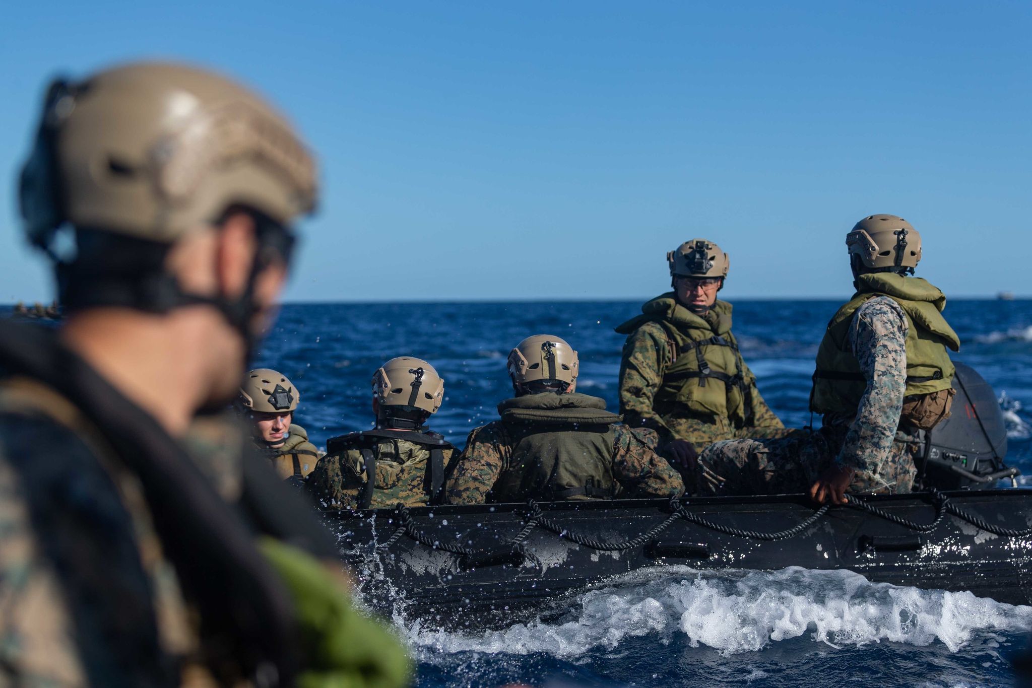 سه&zwnj;ربازانی ده&zwnj;ریاوانی ئه&zwnj;مه&zwnj;ریكا