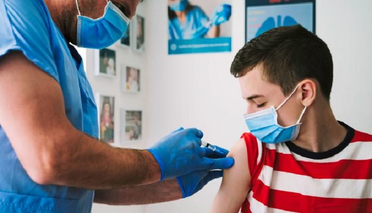 سويسرا أعطت الضوء الاخضر لتطعيم الفئة العمرية 12-17 عاماً