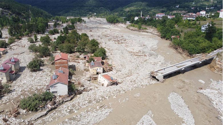 Li herêma Deryaya Reş di lehiyê de 44 kesan canê xwe ji dest dan