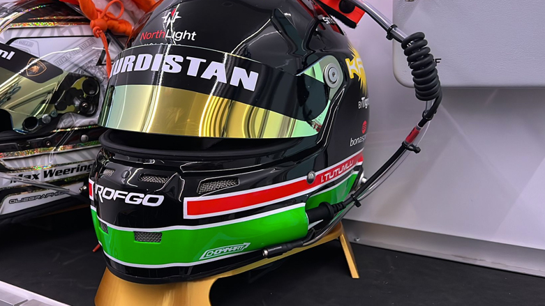 Isaac Tutumlu's helmet has a Kurdistan logo (Photo: Isaac Tutumlu)