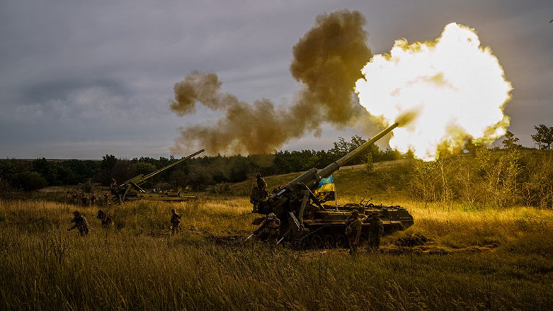Rus saldırılarına karşılık veren Ukrayna güçleri (Foto: AFP)