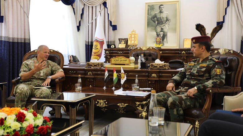 Lieutenant General Issa Ozeir, the Chief of Staff of the Ministry of Peshmerga, on Monday met with Col Rob Driver (Photo: Ministry of Peshmerga).
