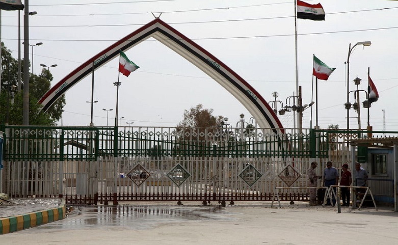 گذرگاه مرزی خسروی _ منذریه بین ایران و عراق که بیشتر زائران ایرانی از آن تردد می‌کنند _ عکس؛ آرشیو
