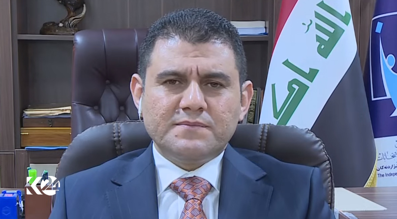 ھەیمان تەحسین، بەڕێوەبەری گشتی فەرمانگەی پارتە سیاسییەکان لە کۆمیسیۆنی باڵای سەربەخۆی ھەڵبژاردنەکانی عێراق