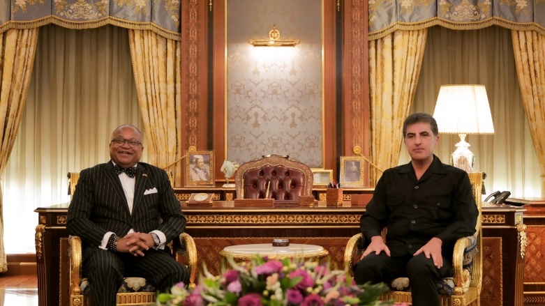 نجیروان بارزانی، رئیس اقلیم کوردستان و اروین هیکس، سرکنسوک آمریکا در اربیل