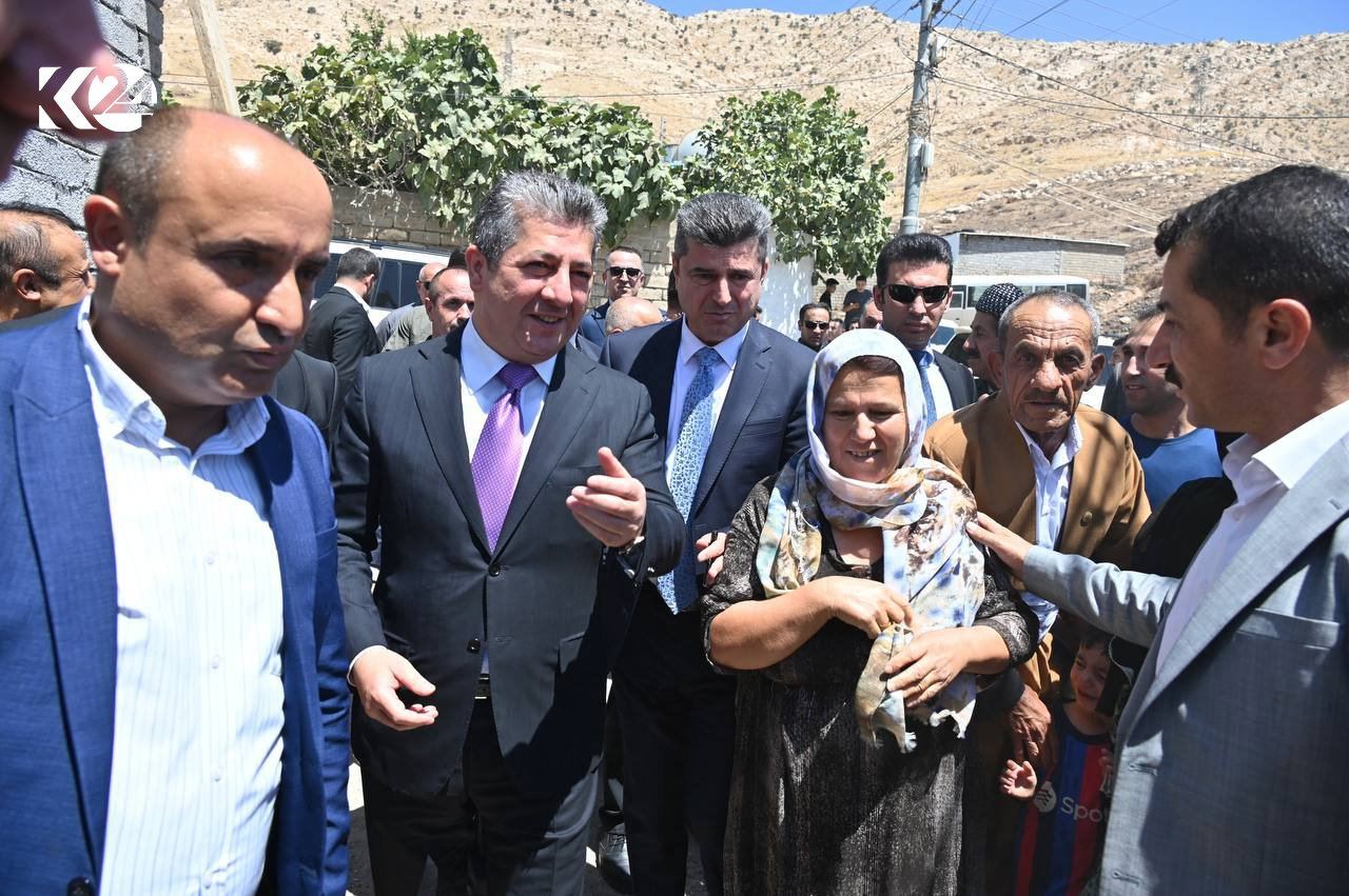 Kurdistan Region Prime Minister Masrour Barzani (center) visiting a Duhok neighborhood, August 14, 2023. (Photo: KRG)