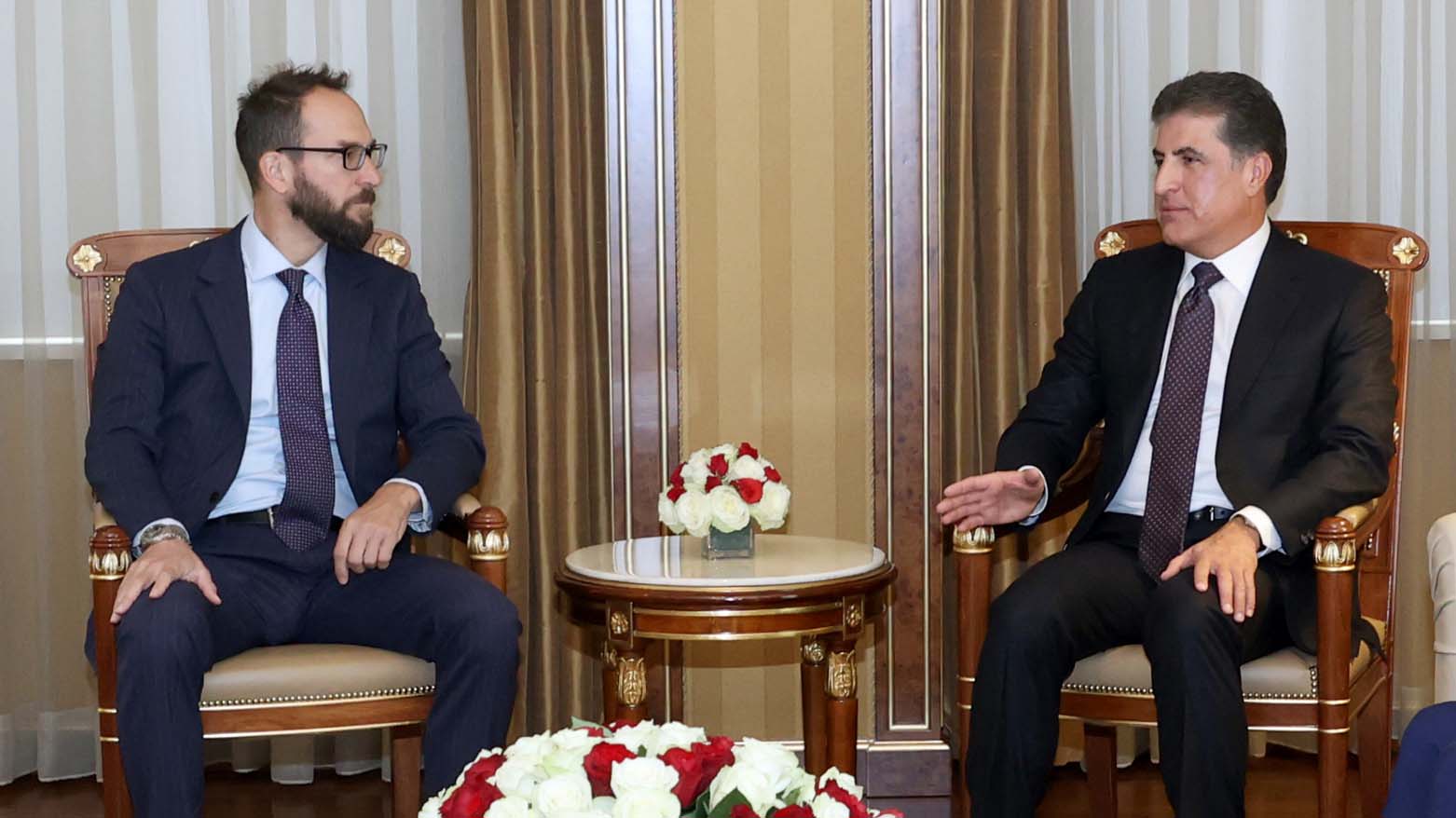 Kurdistan Region President Nechirvan Barzani (right) during his meeting with the newly inaugurated US Consul General in Erbil Mark Stroh, Aug. 23, 2023. (Photo: Kurdistan Region Presidency)