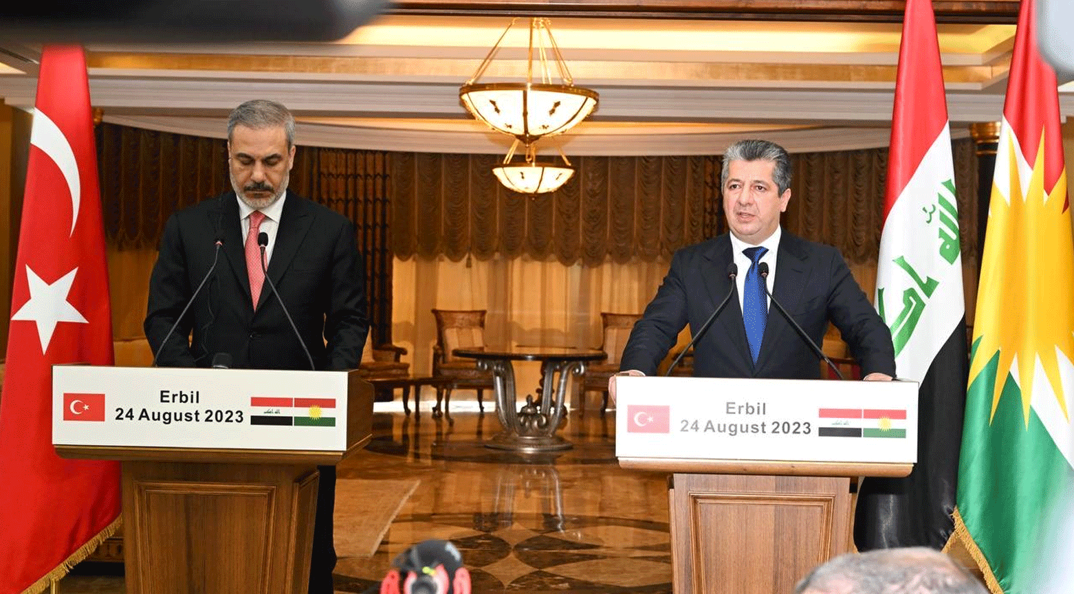بيان: وزيران تركيان ناقشا صادرات النفط مع رئيس وزراء كردستان العراق