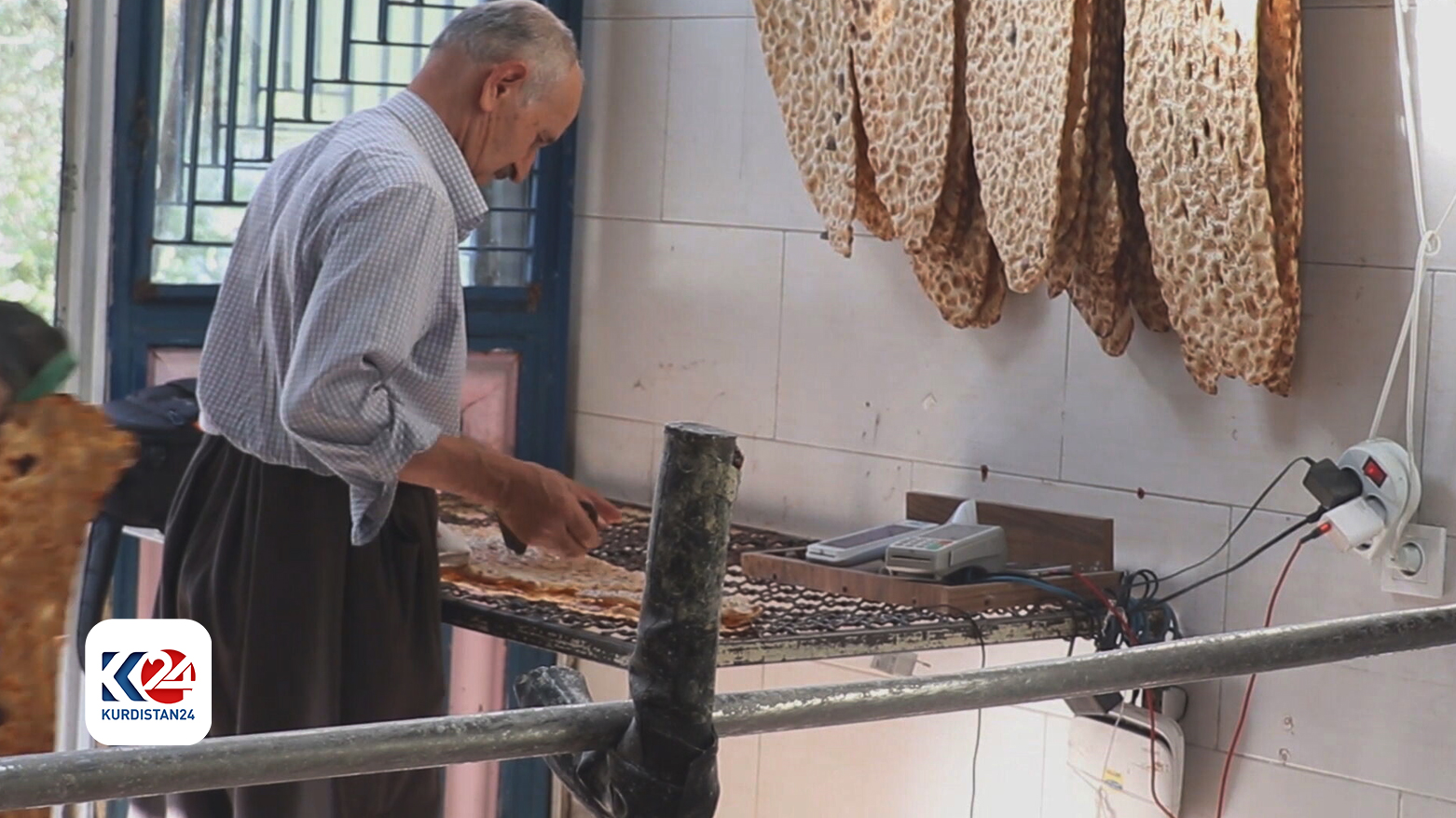 لە ئێران گرانکردنی نرخی نان هەرا دەنێتەوە