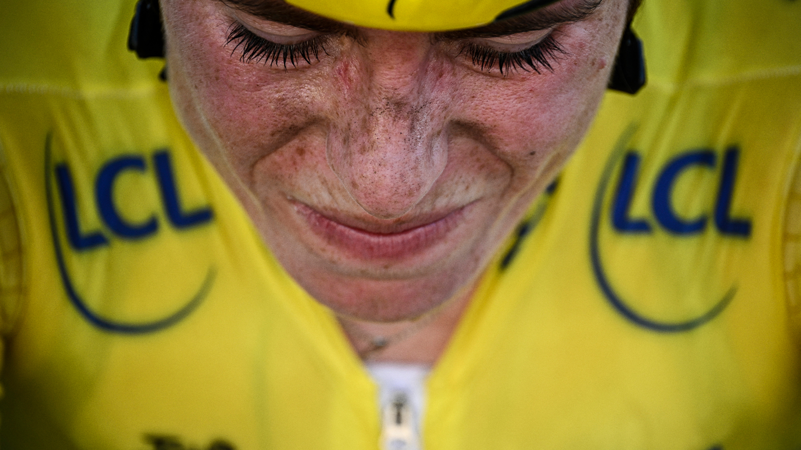 (Photo by JULIEN DE ROSA / AFP)