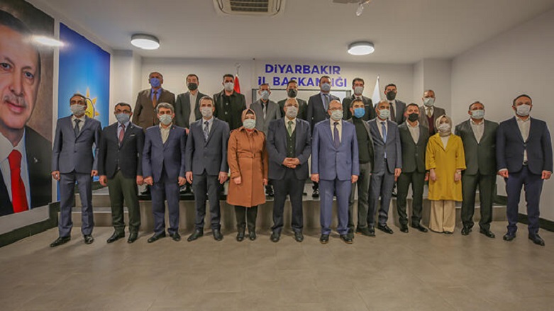 AK Partiyê ji bo 17 navçeyên Diyarbekirê serokên nû diyar kirin