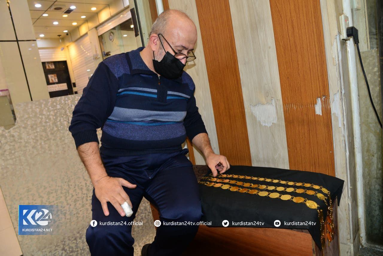 حاجی احمد کرخی، طلاساز کُرد