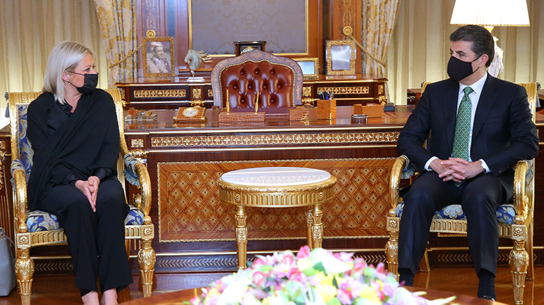 نچیروان بارزانی، رئیس اقلیم کُردستان و جنین پلاسخارت، نماینده دبیرکل سازمان ملل در عراق