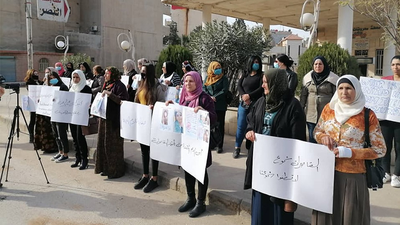 Mangirtina malbatên zarokên revandî - Tora civakî