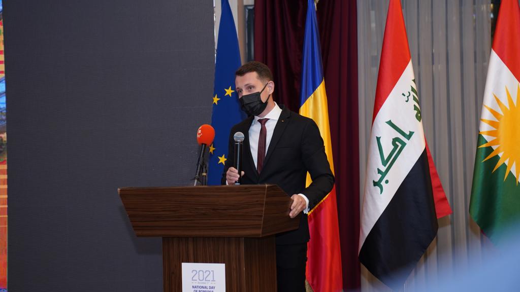 Mr. Horia Mihail Petrescu, the head of Romanian Consular Office in Erbil, delivers his keynote speech at Great Union Day celebration in Erbil, Dec. 8, 2021. (Photo: Romanian Consular Office in Erbil)