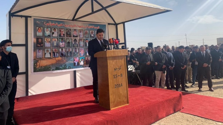 KRG official Dindar Zebari addresses a solemn Yezidi burial ceremony outside the disputed city of Sinjar, Dec. 9, 2021. (Photo: KRG)