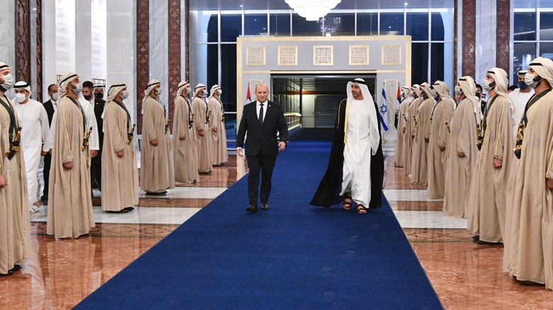مراسم استقبال لرئيس الوزراء نفتالي بينيت لدى وصوله الى مطار ابوظبي