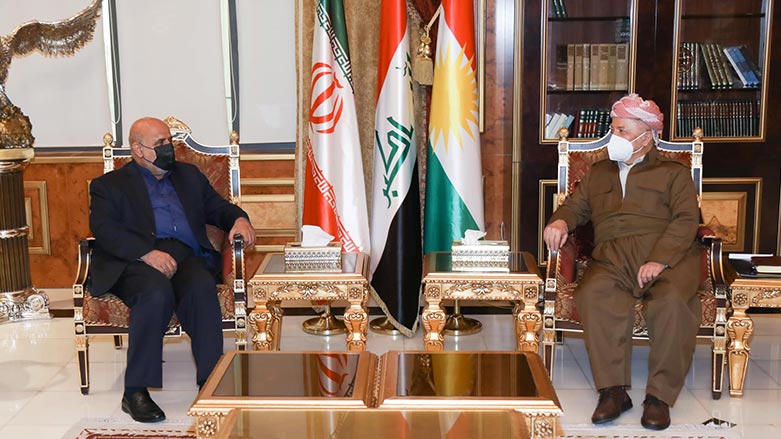 Masoud Barzani (Right) hosts Iranian Ambassador to Iraq Iraj Masjedi in Erbil, Dec. 21, 2021. (Photo: Barzani Headquarters)