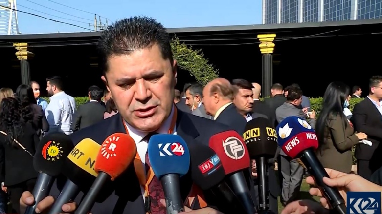 KRG Coordinator for International Advocacy Dindar Zebari speaks to reporters in Erbil, Nov. 29, 2021. (Photo: Kurdistan 24)