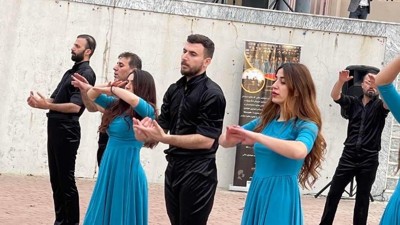 Dancers perform in Duhok's main square. (Photo: Kurdistan 24)