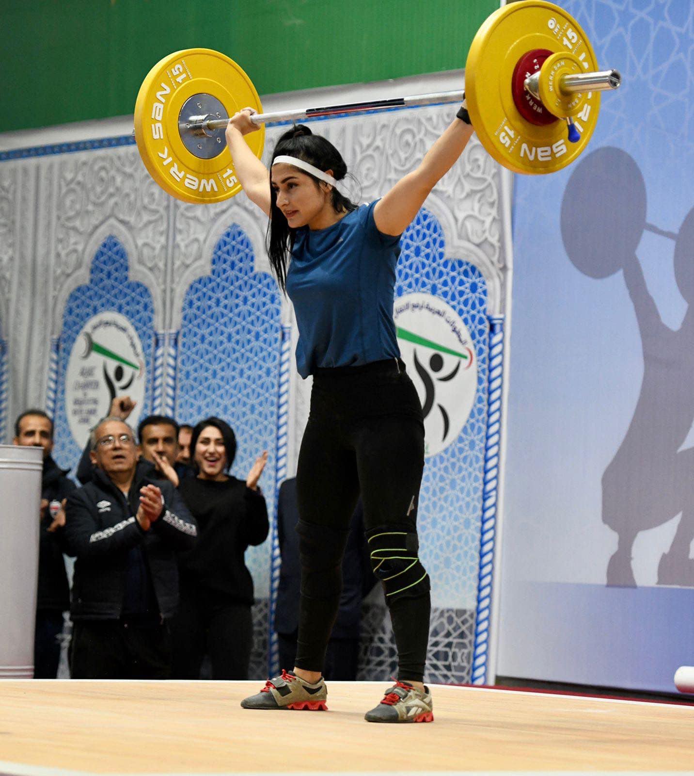ئیناس موحسین