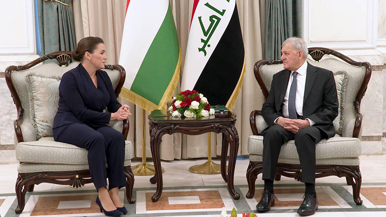 الرئيس العراقي يعقد لقاء مع رئيسة المجر