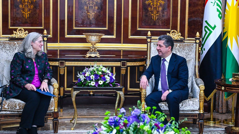 PM Barzani (right) during his meeting with US Ambassador to Iraq Alina Romanowski, Dec. 14, 2022. (Photo: Kurdistan 24)