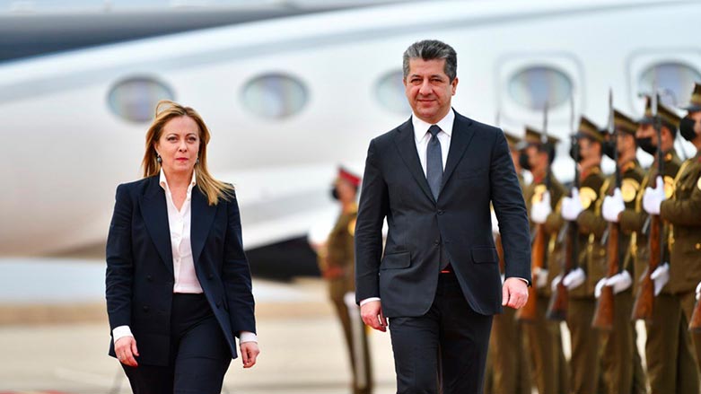 Prime Minister Masrour Barzani (right) walking with his counterpart Giorgia Meloni at the Erbil International Airport, Dec. 23, 2022. (Photo: Kurdistan Regional Government)