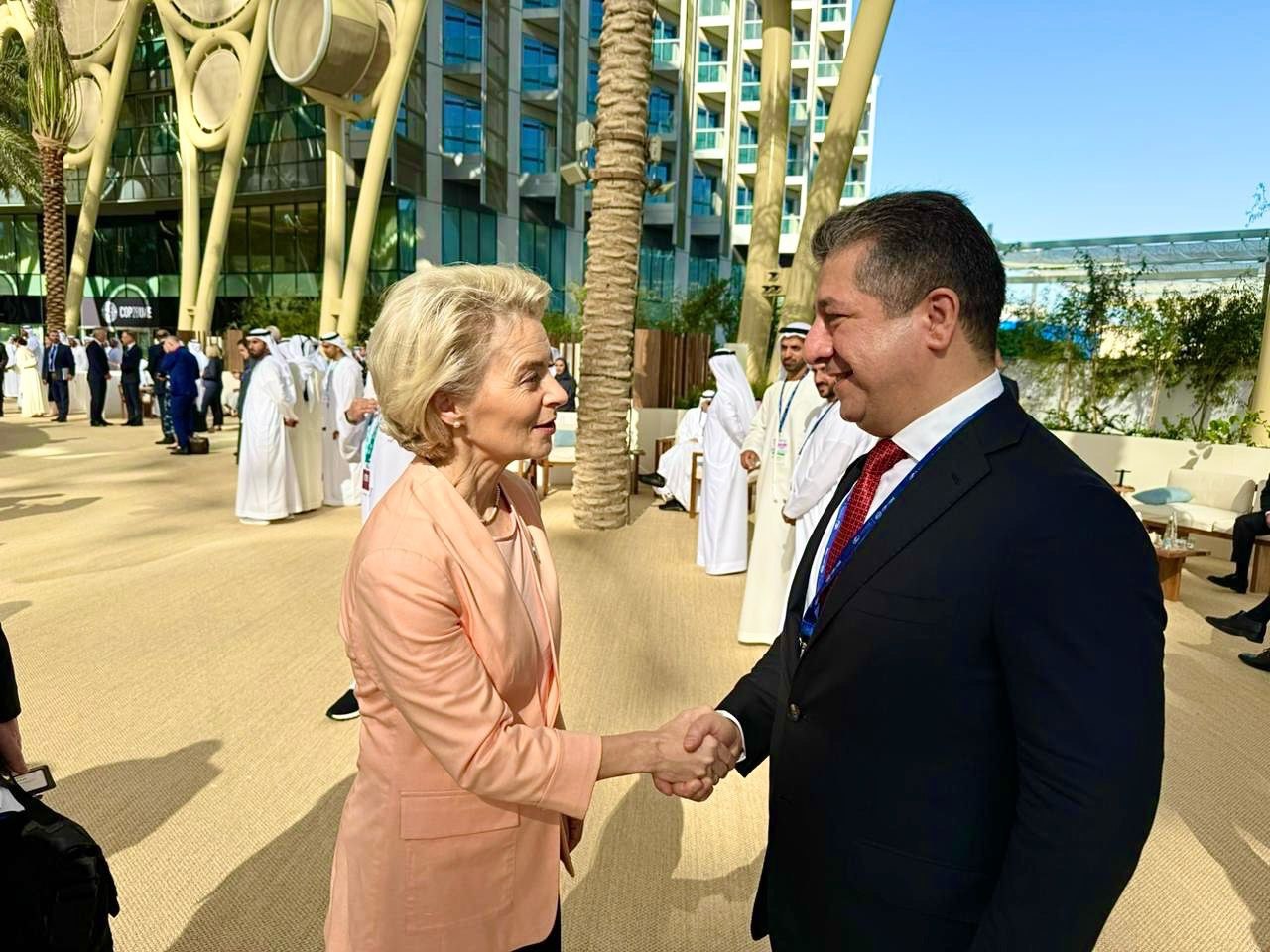 Kurdistan Region Prime Minister Masrour Barzani (right) shaking hands with Ursula von der Leyen, President of the European Commission, Dec. 1, 2023. (Photo: KRG)