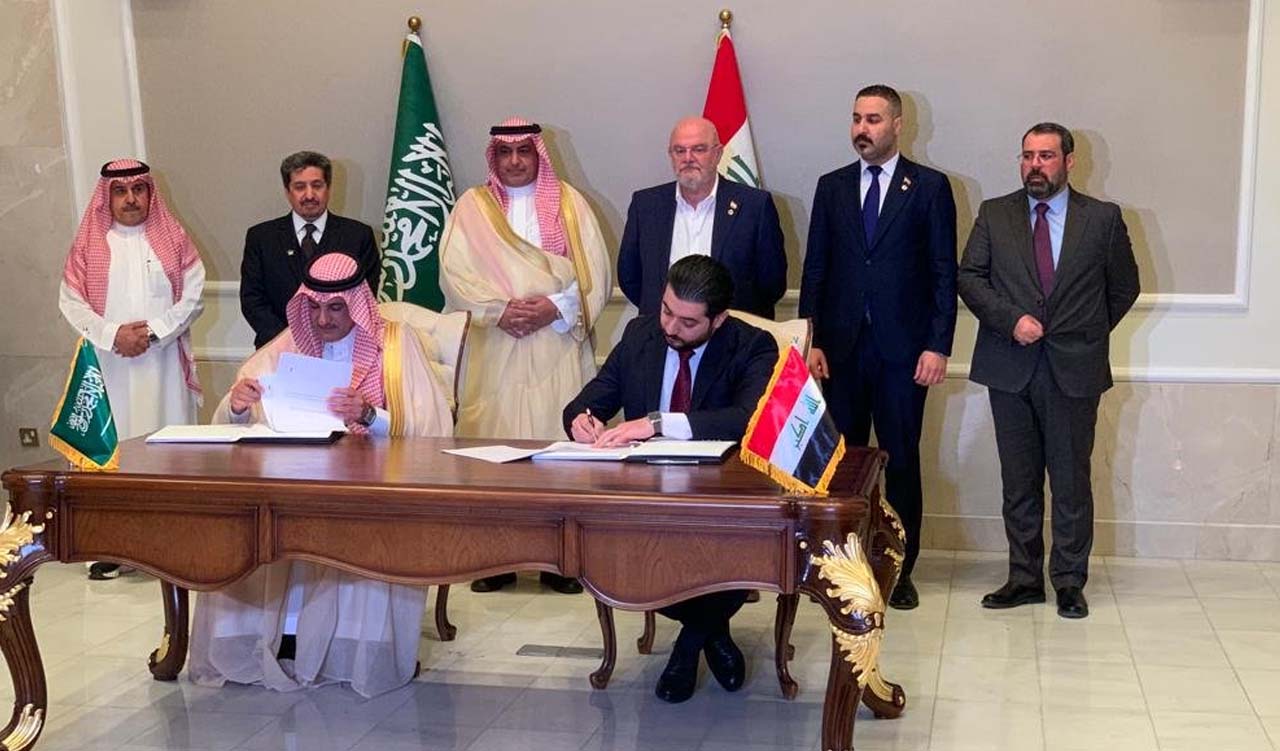Saudi and Iraqi investment officials sign a partnership agreement in Baghdad, Dec. 6, 2023. (Photo: Iraqi News Agency)