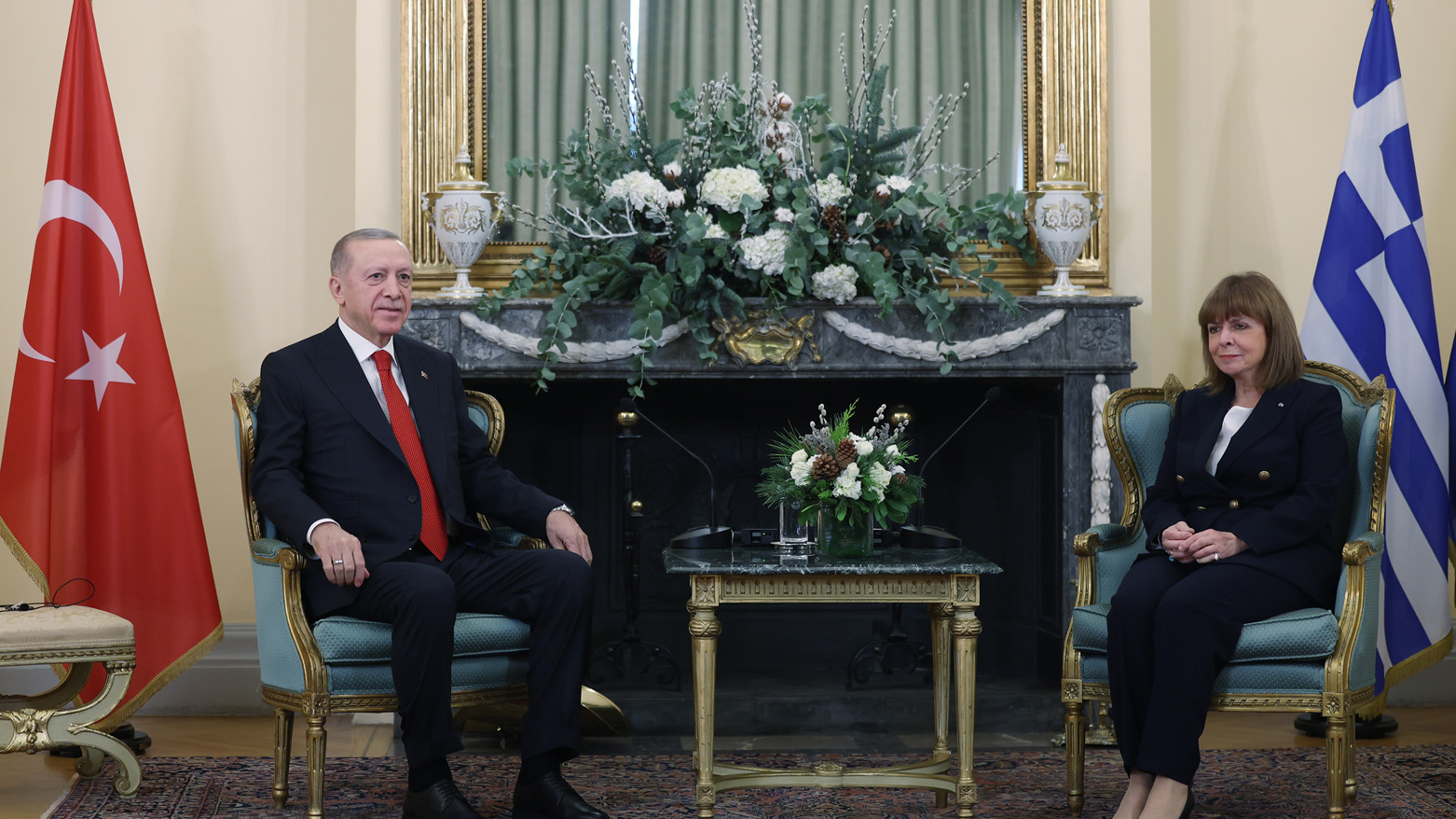 Türkiye Cumhurbaşkanı Erdoğan ile Yunanistan Cumhurbaşkanı Sakelaropulu bir araya geldi