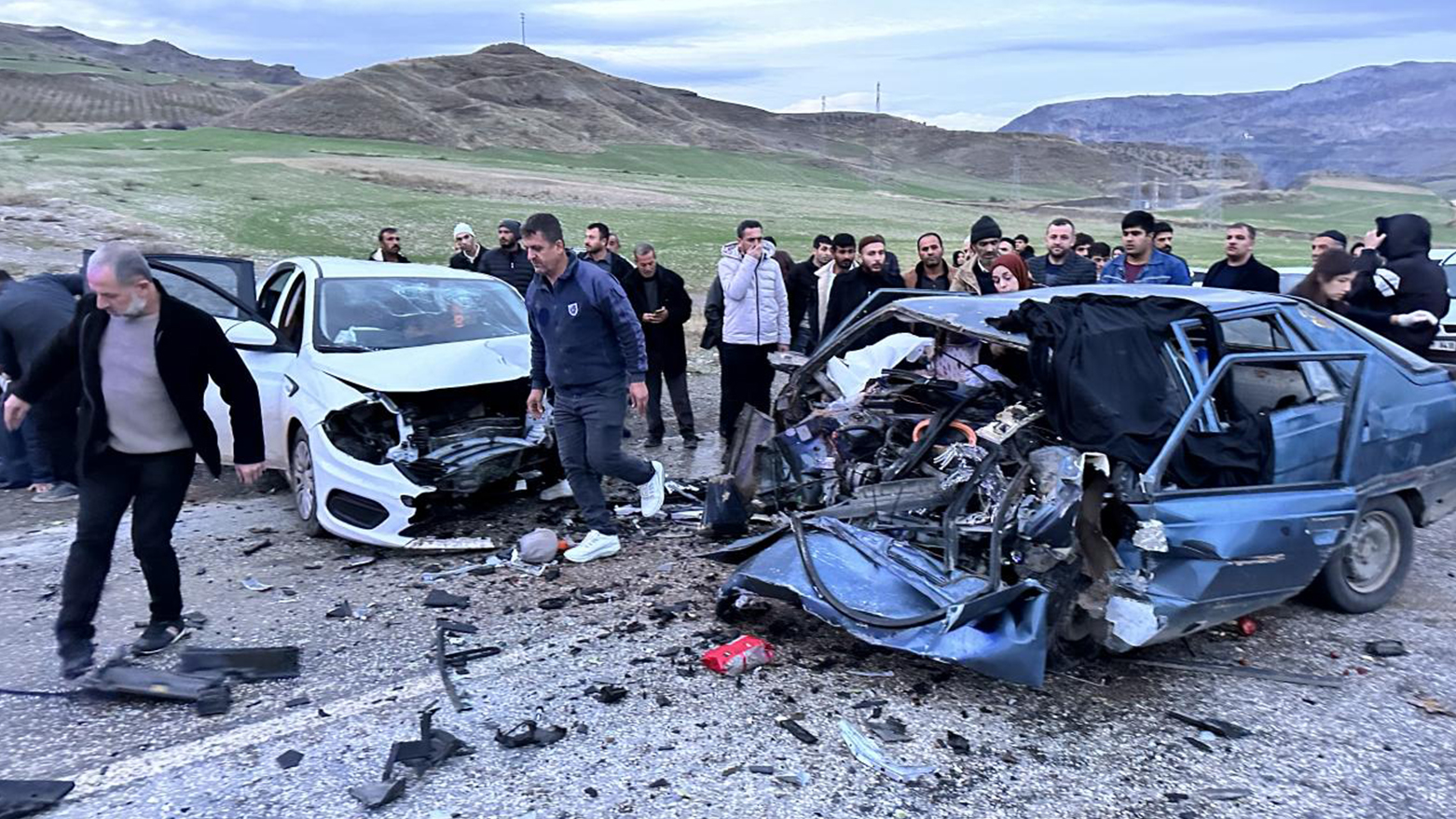 Li Semsûrê 4 kes di bûyereke trafîkê de canê xwe jidest dan