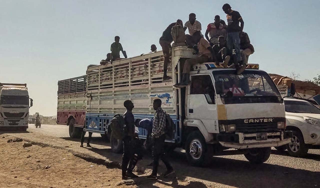 Displaced people fleeing from al-Jazirah state arrive in Gedaref in the east of war-torn Sudan, Dec. 22, 2023.  (Photo: AFP)