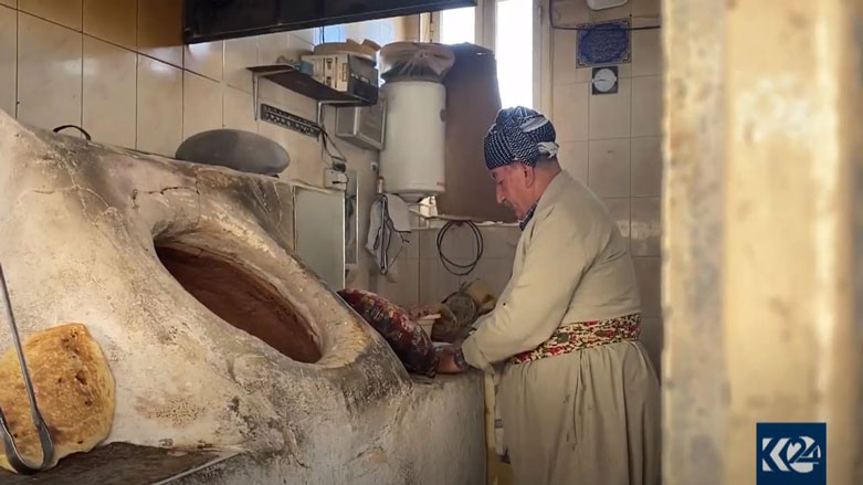 مام جەزا - نانەوا