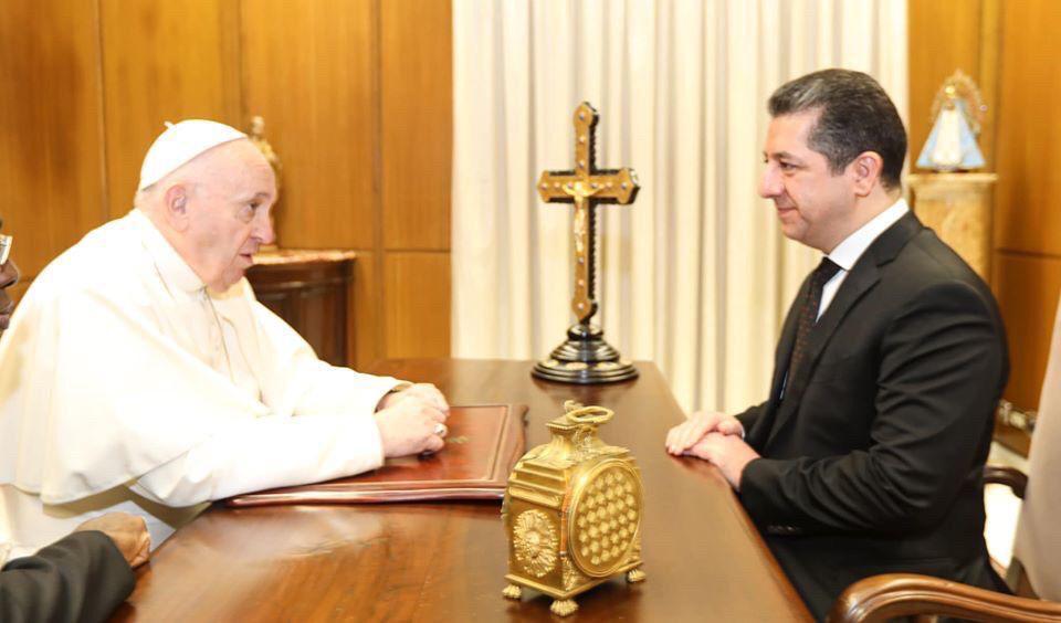 Serokwez&icirc;r&ecirc; Her&ecirc;ma Kurdistan&ecirc; Mesr&ucirc;r Barzan&icirc; di dema serdana Vat&icirc;kan&ecirc; de &ucirc; civ&icirc;na ligel Papa de di Sibata 2020 de
