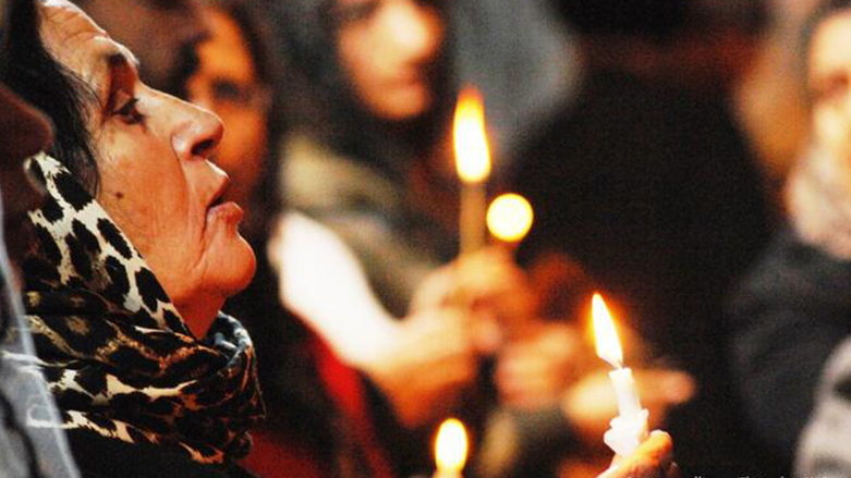 Jineke kurd a Kir&icirc;stiyan&icirc; di dema meras&icirc;meke ol&icirc; de