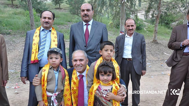 نایبف ره‌شۆ ئاسیانی، په‌رلپرسی لیژنه‌ی ناوچه‌ی پارتی له‌ هانۆڤه‌ر - ئه‌ڵمانیا