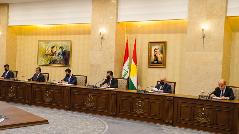Prime Minister Masrour Barzani (center) during a KRG cabinet meeting. (Photo: KRG)