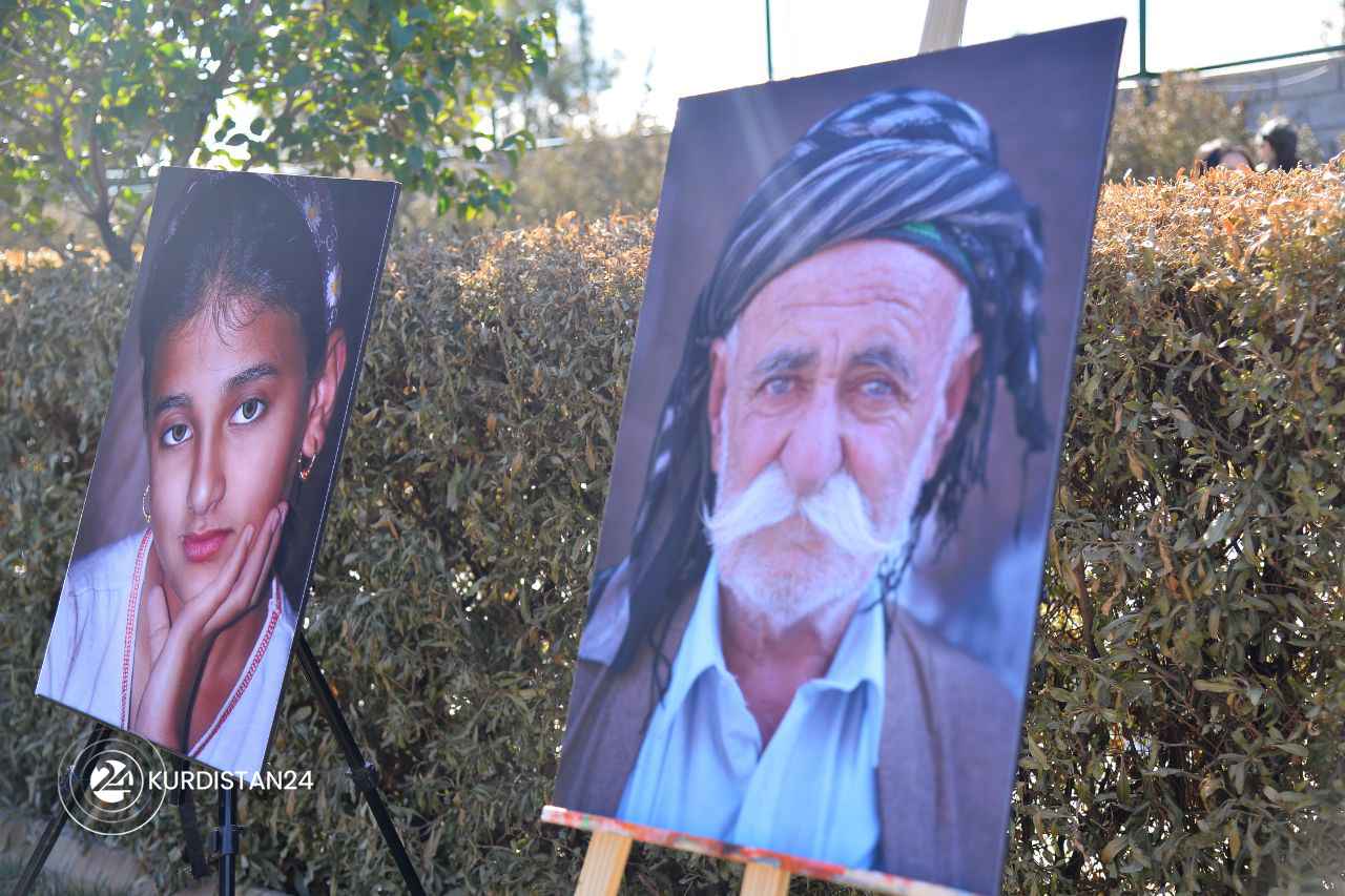 W&ecirc;ne: R&ecirc;baz Siyan