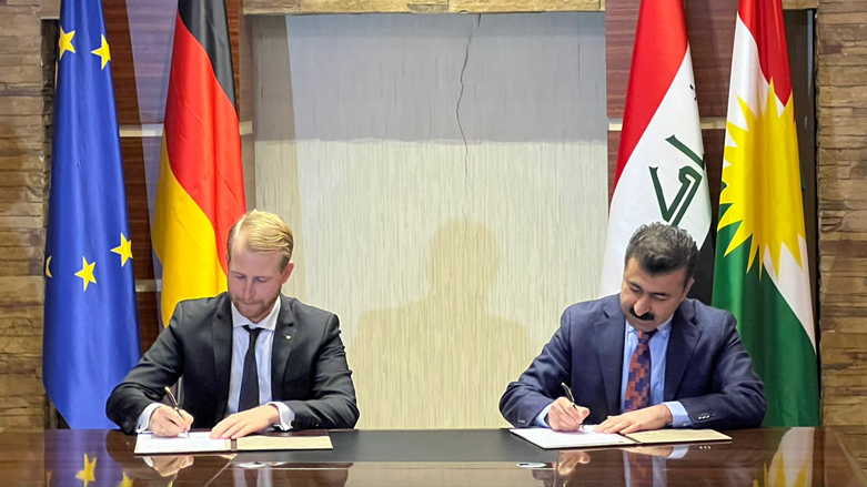 Kurdistan Region Minister of Construction and Housing Dana Abdul-Karim at signing ceremony for implementing Kurdistan Region railway project with the German Deutsche Bahn company, Feb. 10, 2022. (Photo: Kurdistan 24)