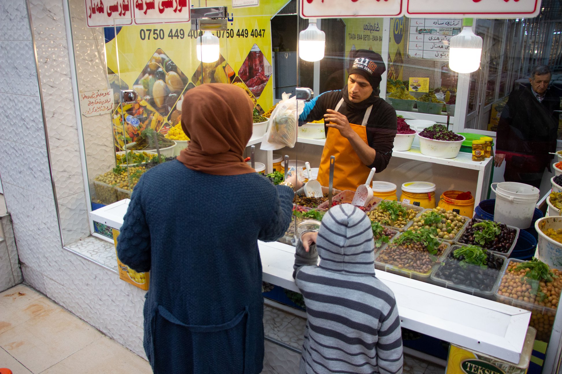Haj Othman's preserved foods in Erbil, Kurdistan Region. (Photo: USAID)