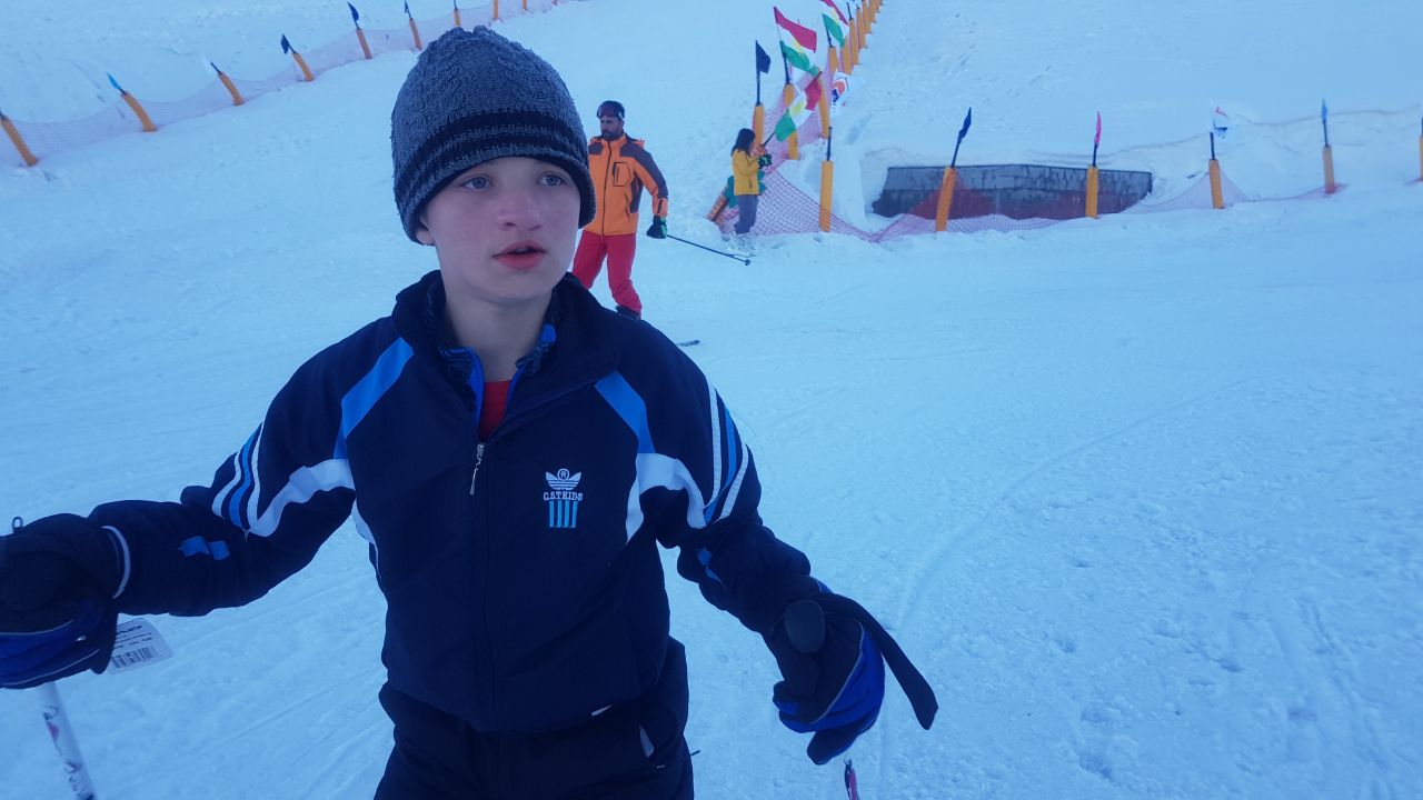 Skiing at Korek Mountain during Erbil`s 4th annual snow festival. (Photo: Tayfor Mohammed/Kurdistan 24)  
