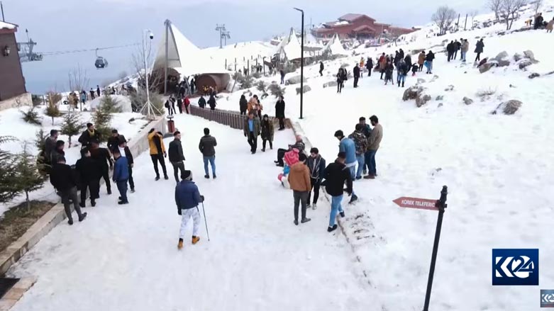 Korek Mountain during Erbil`s 4th annual snow festival. (Photo: Tayfor Mohammed/Kurdistan 24)  