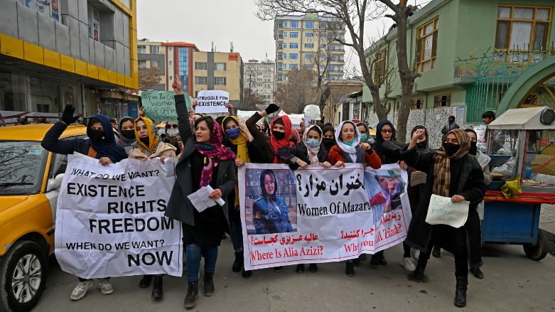 Afghan women march for women's rights in Kabul on Jan. 16, 2022. (Photo: WAKIL KOHSAR / AFP)