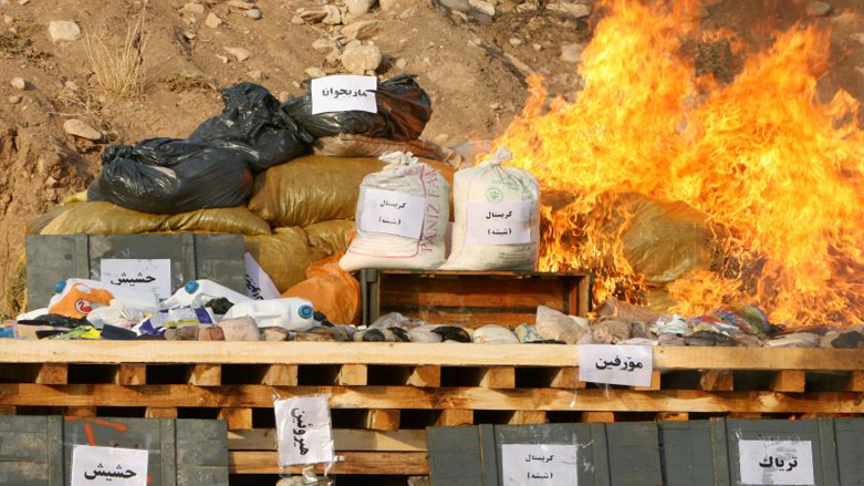 Security forces in the Kurdistan Region capital Erbil incinerating confiscated narcotics, Oct. 29, 2013. (Photo: Safin Hamed/AFP)