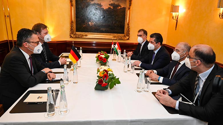 PM Masrour Barzani in meeting with German parliamentarians Thomas Erndl and Roderich Kiesewetter on the sidelines of MSC–2022, Feb. 19, 2022. (Photo: Kurdistan 24)